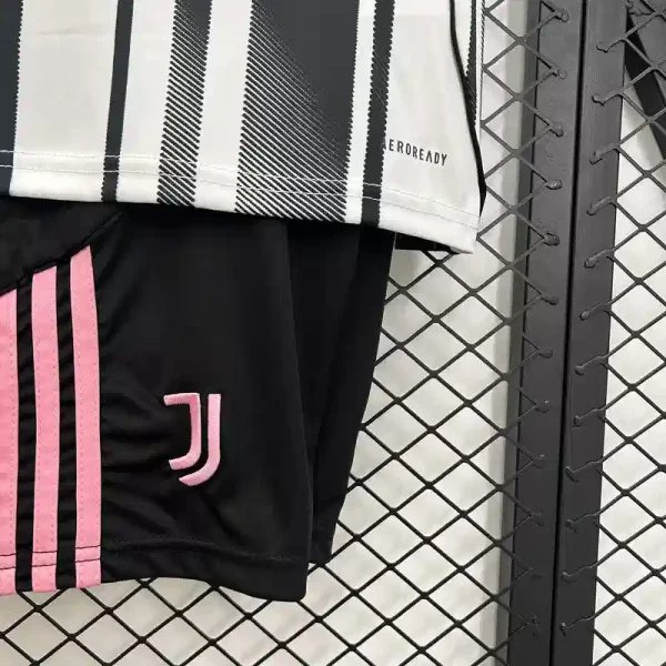 Juventus Soccer Jersey Home Kids Kit Jersey+Shorts 2025/26 - Image 9