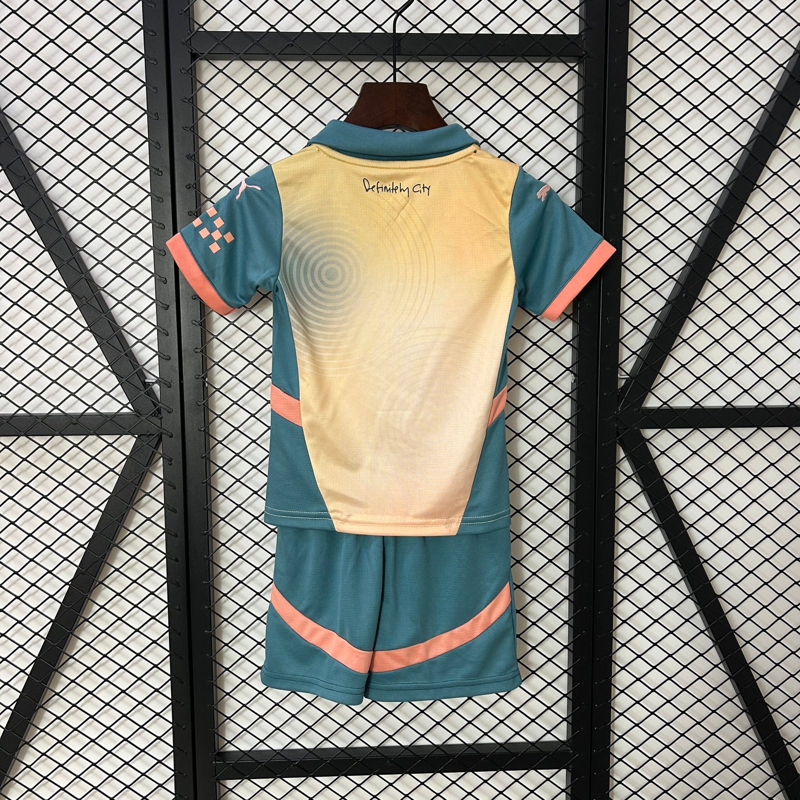 Manchester City Fourth Away Kids Kit Jersey+Shorts 2024/25 - Image 3