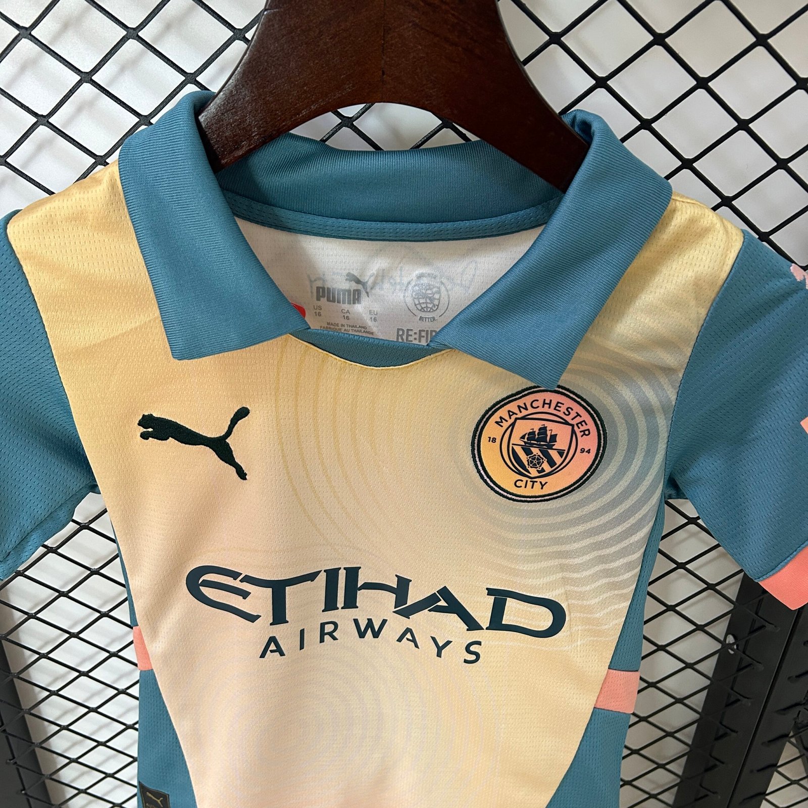 Manchester City Fourth Away Kids Kit Jersey+Shorts 2024/25 - Image 4