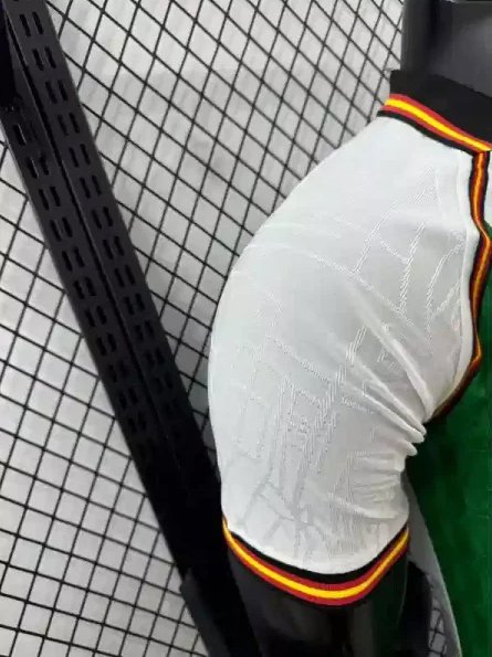 Real Betis Authentic Home Soccer Jersey 2025/26 - Image 7