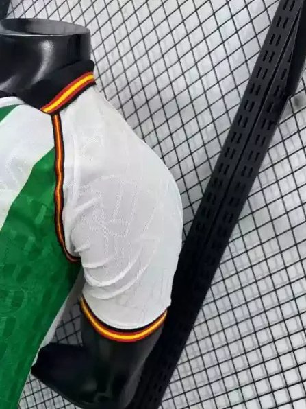 Real Betis Authentic Home Soccer Jersey 2025/26 - Image 8