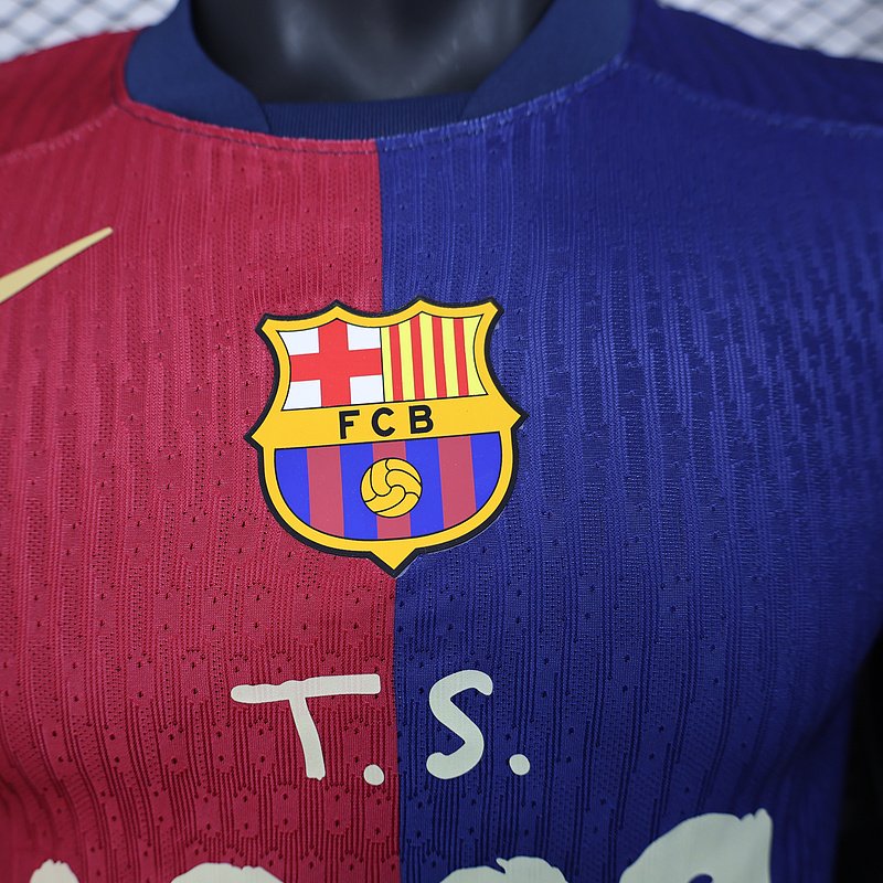 Barcelona Authentic Soccer Jersey Home x Taylor Swift Shirt 2025/26 - Image 5