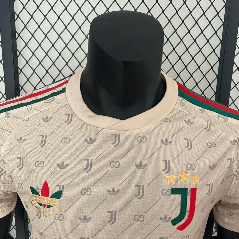 Juventus Authentic Soccer Jersey x Gucci Special Edition Shirt 2024/25 - Image 4