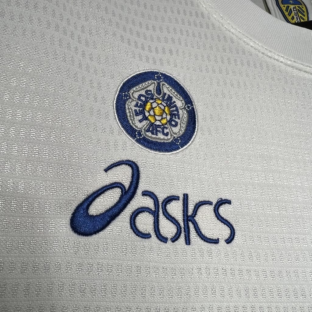 Leeds United Retro Football Jersey Home Shirt 1995/96 - Image 7