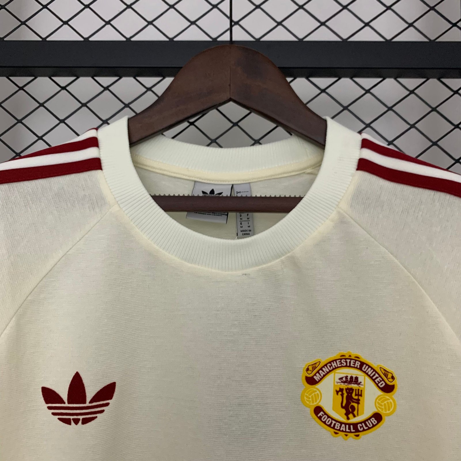 Manchester United Cotton Football Jersey T-Shirt 2025/26 - Image 4