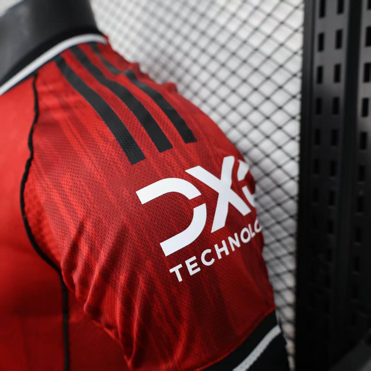 Manchester United Authentic Home Jersey Shirt 2025/26 - Image 7