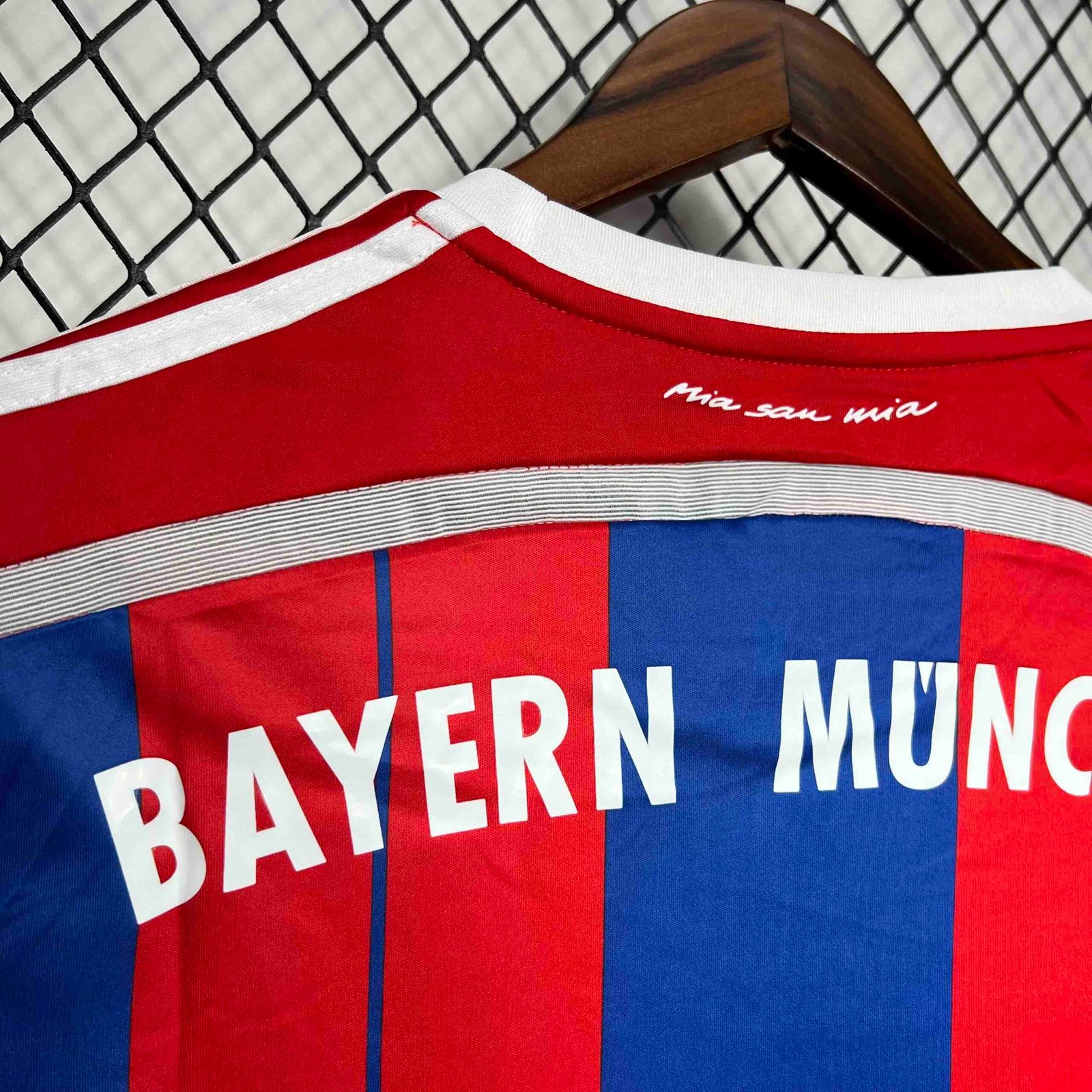 Bayern Munich Retro Jersey Home Soccer Shirt 2014-2015 - Image 7