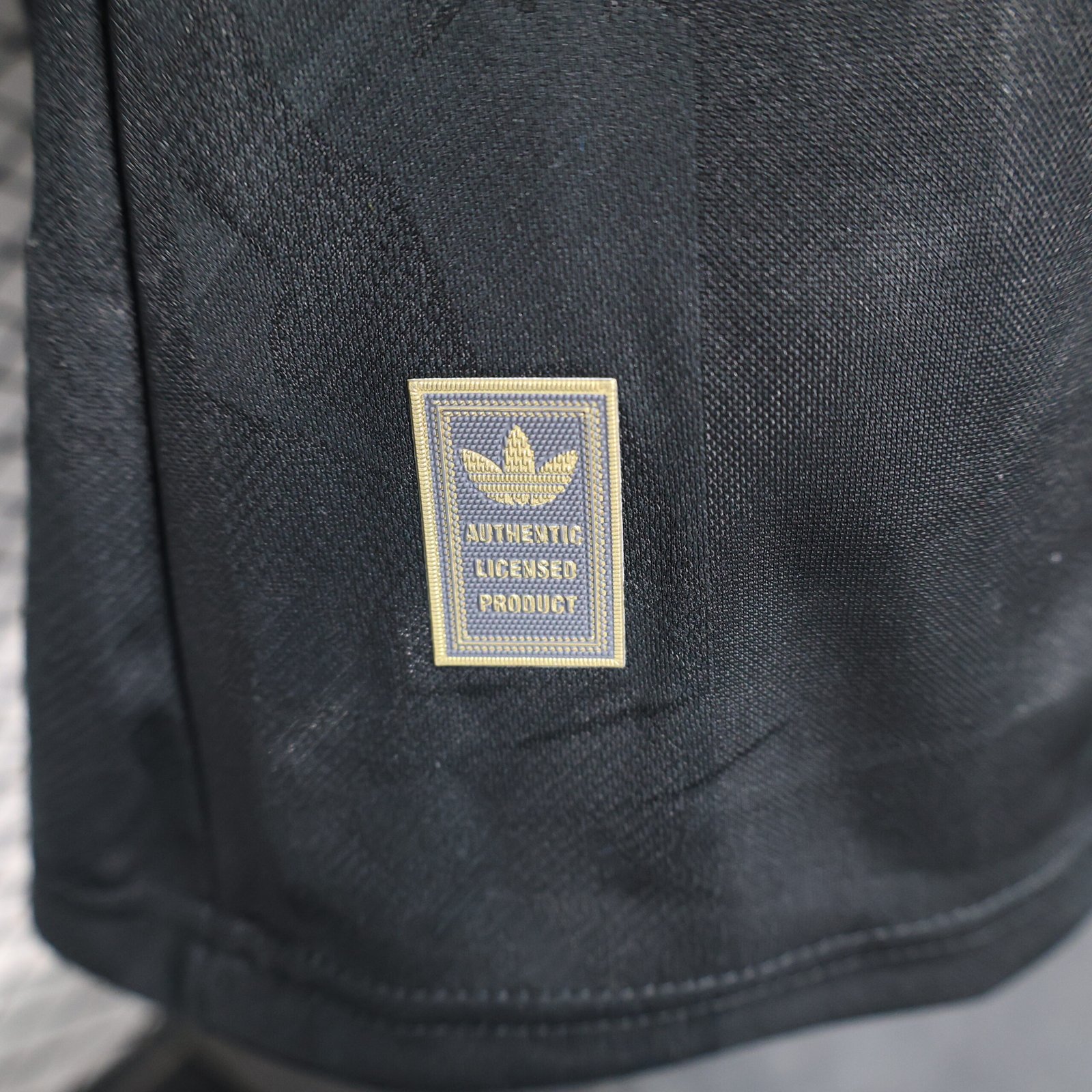 Manchester United's second away kit 2025-26 - Image 8